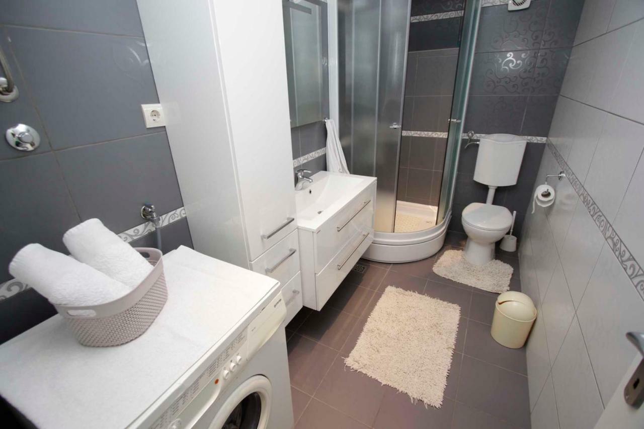 Apartmani Ivona & Ivo Makarska Luaran gambar